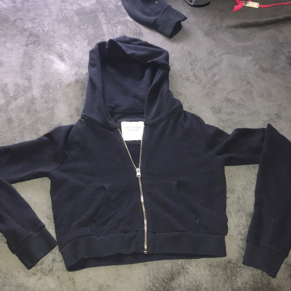 A&F cropped zip up ✨ Medium